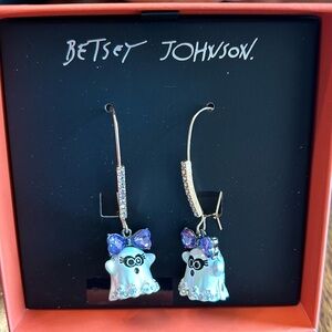 Betsey Johnson Rich Witch Dangling Ghost Halloween Glow in the Dark Earrings